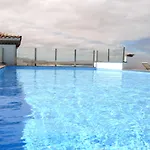 Ocean View Apartman *