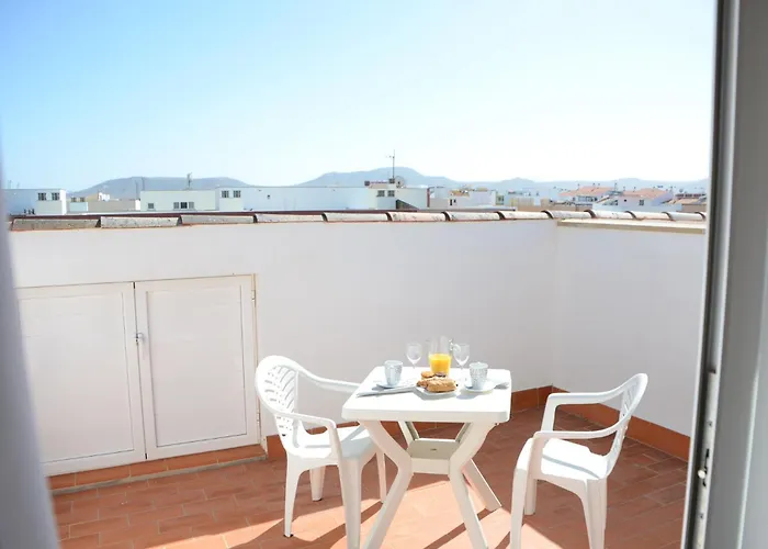 Ocean View Apartment *